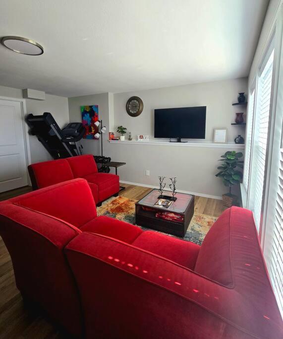 Apartment Away From Spokane